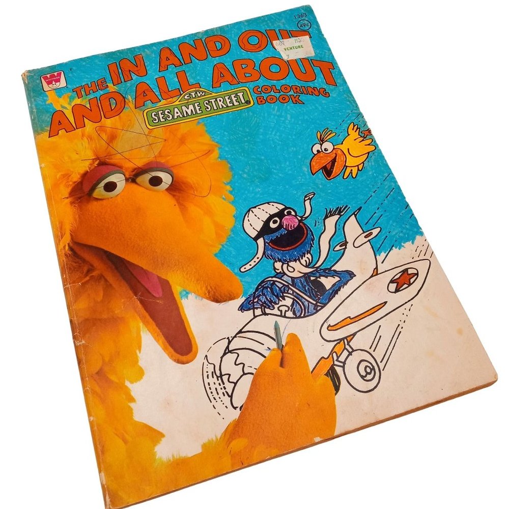Sesame Street The In And Out And All About Coloring Activity Book 1976 USED Big